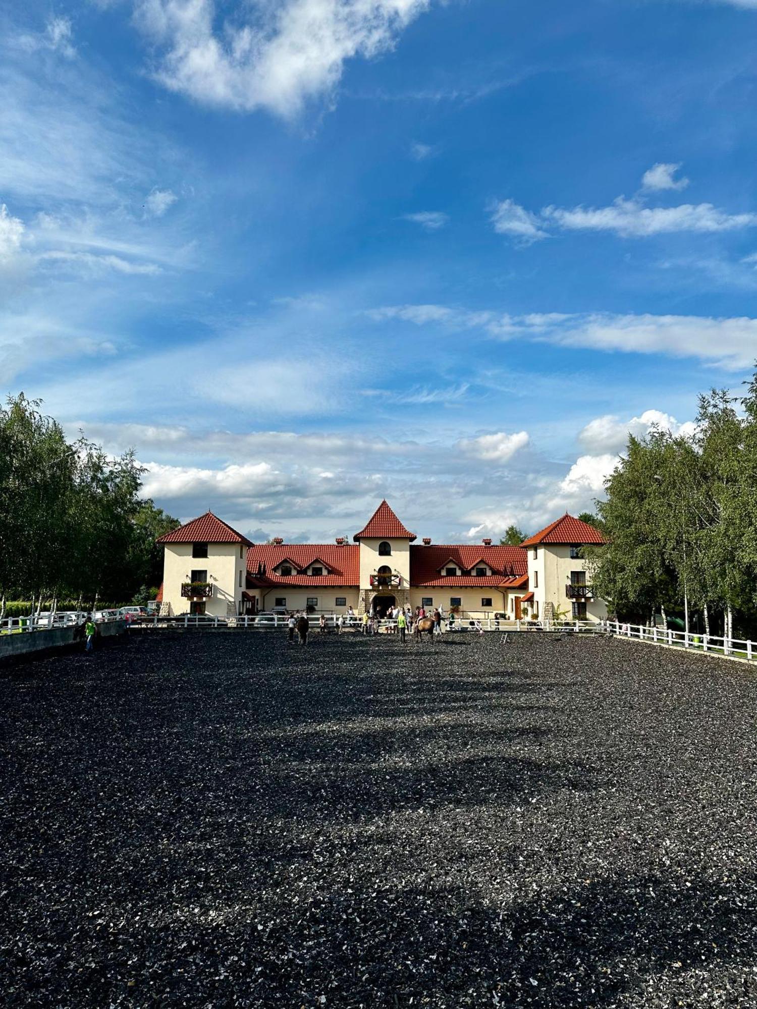 Stanica Hucul Hotel Sułkowice Kültér fotó